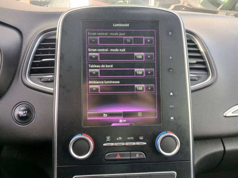 Photo 27 de l'offre de RENAULT GRAND SCENIC IV 1.6 DCI 130 BVM6 INTENS TOIT Pano 7PL Suivi. à 17490€ chez Mérignac auto