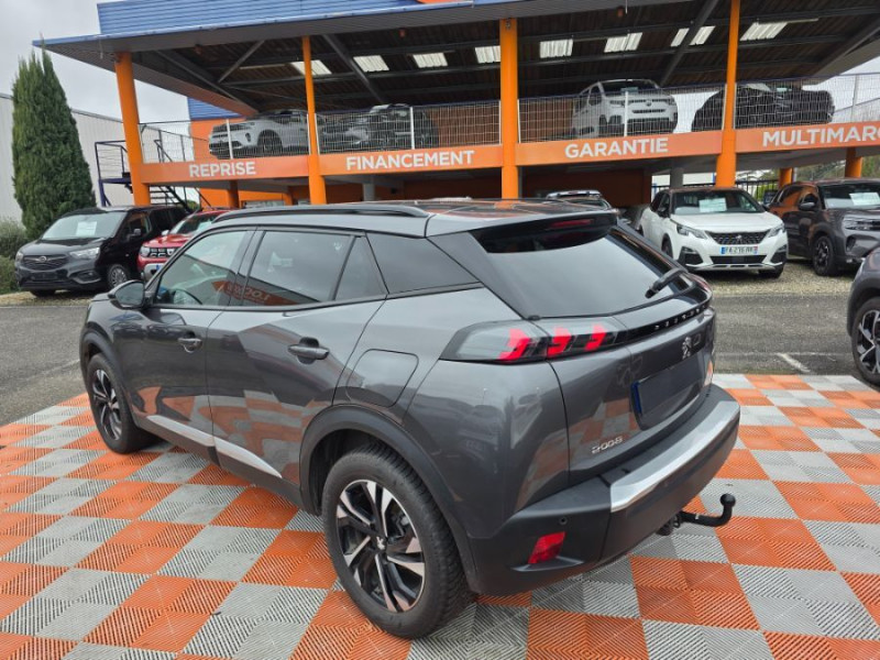 Photo 3 de l'offre de PEUGEOT 2008 II 1.5 BlueHDi 130 EAT8 ALLURE PACK Cockpit 3D Attel. à 20450€ chez Mérignac auto