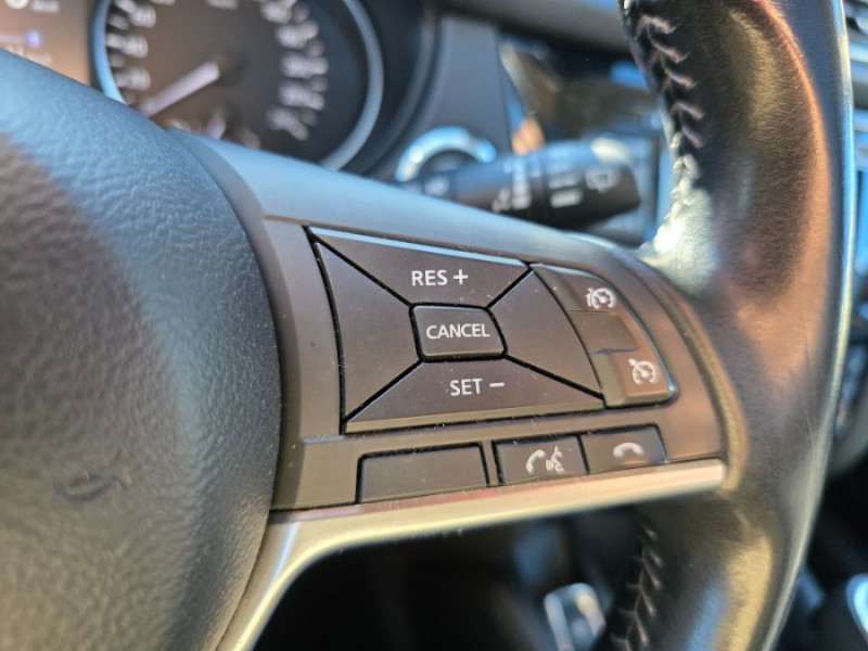 Photo 16 de l'offre de NISSAN QASHQAI 1.6 DCI 130 BVA TEKNA Mi CUIR TOIT Pano SC à 18980€ chez Mérignac auto