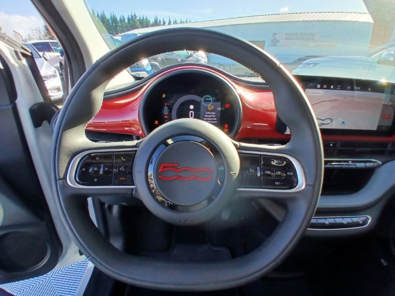 Photo 4 de l'offre de FIAT 500 III E 95 23.8KWH RED GPS Grand Ecran JA à 13450€ chez Mérignac auto
