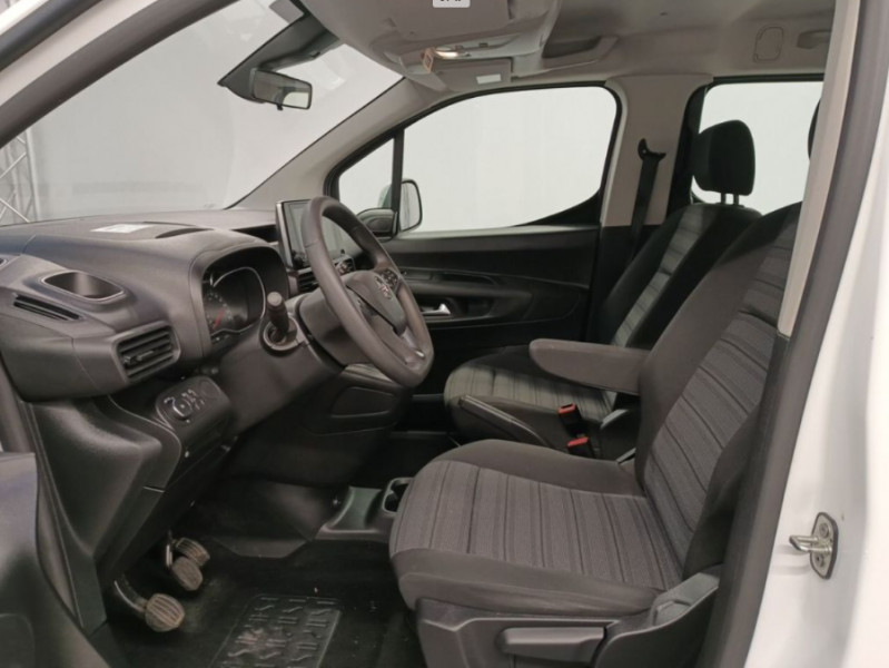 Photo 5 de l'offre de OPEL COMBO LIFE XL LONG 1.2 Turbo 110 BVM6 L2H1 ENJOY GPS Radar 7PL à 19900€ chez Mérignac auto