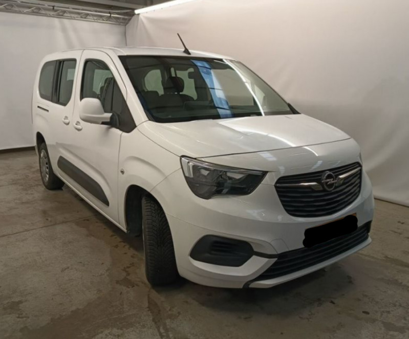 Photo 2 de l'offre de OPEL COMBO LIFE XL LONG 1.2 Turbo 110 BVM6 L2H1 ENJOY GPS Radar 7PL à 19900€ chez Mérignac auto