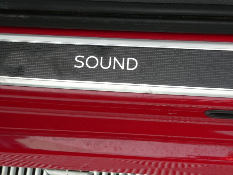 Photo 29 de l'offre de VOLKSWAGEN COCCINELLE CABRIOLET 1.2 TSI 105 BVM6 SOUND JA18 GPS Xénon Suivi VW à 19800€ chez Mérignac auto