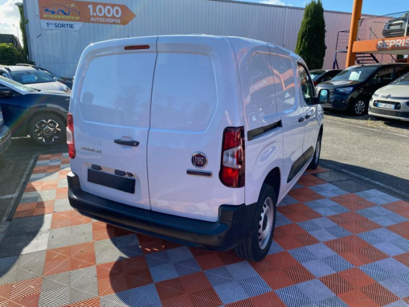 Photo 3 de l'offre de PEUGEOT PARTNER DOBLO 1.5 BlueHDi 130 BVM6 CONNECT GPS Camera 1ère Main 17450.H.T. à 17450€ chez Mérignac auto