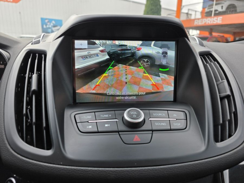 Photo 36 de l'offre de FORD KUGA 1.5 Flexifuel-E85 150 BVA 4X2 ST LINE Pack Prémium JA19 Attel. à 17450€ chez Mérignac auto