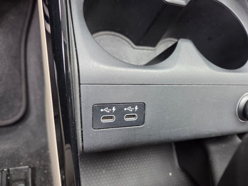 Photo 27 de l'offre de BMW X1 (U11) 2.0 18D 136cv BVA7 SDrive PACK TOIT Ouvrant Hayon EL. 1ère Main à 34950€ chez Mérignac auto