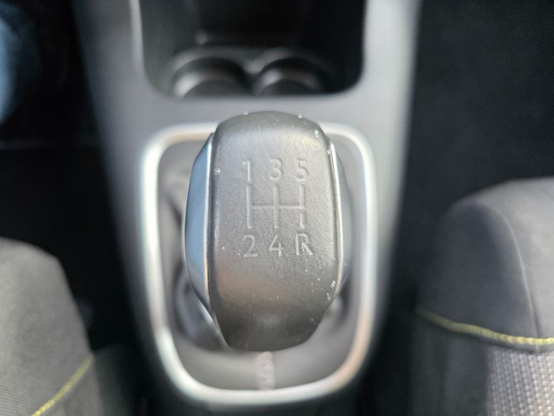 Photo 32 de l'offre de CITROEN C3 III 1.2 PureTech 82 SHINE GPS Camera à 9890€ chez Mérignac auto