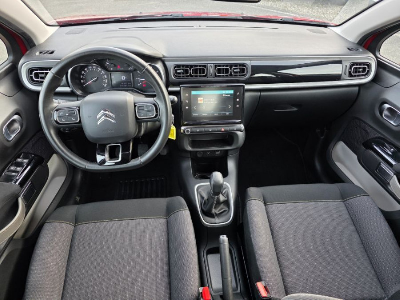 Photo 18 de l'offre de CITROEN C3 III 1.2 PureTech 82 SHINE GPS Camera à 9890€ chez Mérignac auto