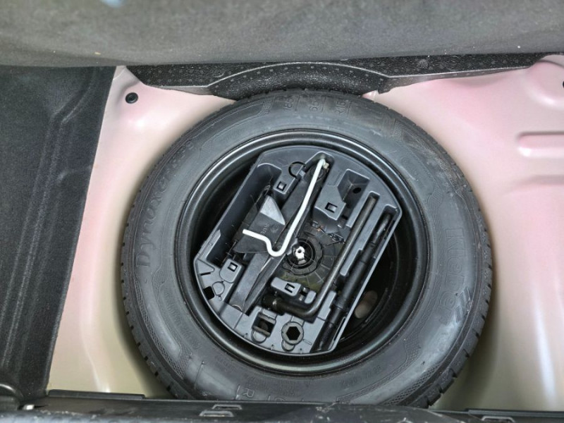 Photo 11 de l'offre de CITROEN C3 III 1.2 PureTech 82 SHINE GPS Camera à 9890€ chez Mérignac auto