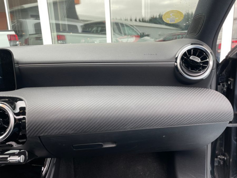 Photo 32 de l'offre de MERCEDES-BENZ CLASSE A IV 180 D 7G-DCT BUSINESS SOLUTION Toit Ouvrant Grand GPS SC 1ère Main à 25950€ chez Mérignac auto