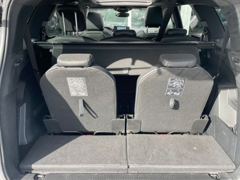 Photo 31 de l'offre de PEUGEOT 5008 II 1.5 BlueHDi 130 EAT8 GT TOE Camera 360° 7PL à 27950€ chez Mérignac auto