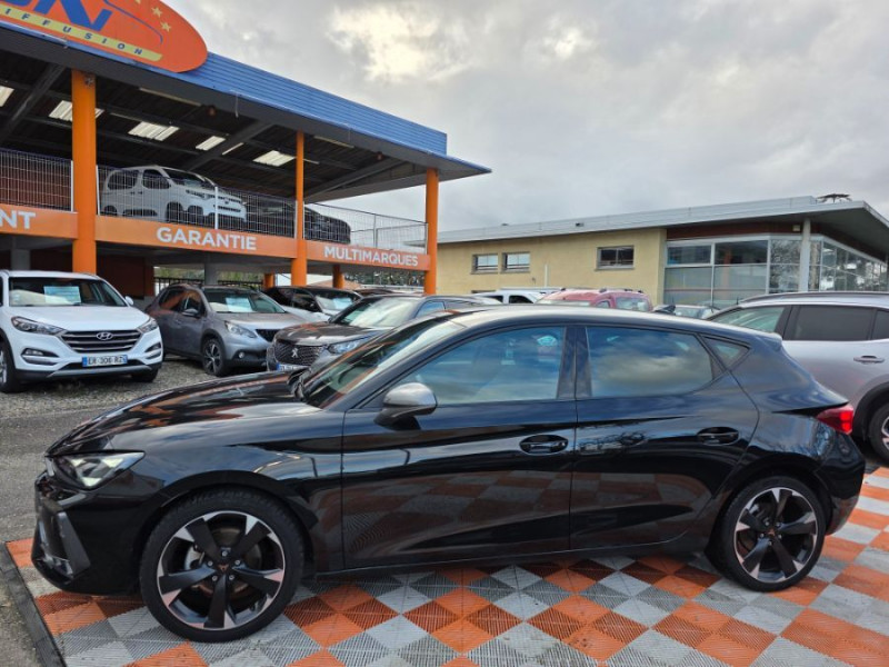 Photo 6 de l'offre de CUPRA LEON NEW IV 1.5 eTSI 150 DSG V GPS Camera JA18 SC Key Less à 30450€ chez Mérignac auto