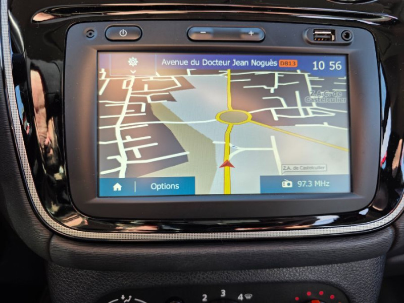 Photo 8 de l'offre de DACIA DOKKER 1.5 DCI 95 STEPWAY GPS Camera 1ère Main à 16490€ chez Mérignac auto