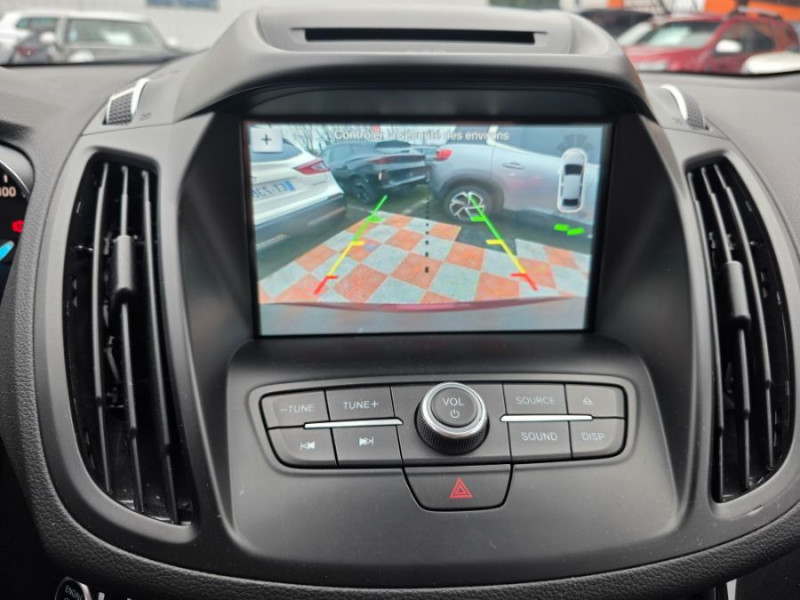 Photo 7 de l'offre de FORD KUGA 2.0 TDCi 180 BVA Powershift 4X4 TITANIUM 4WD Hayon EL. à 18900€ chez Mérignac auto