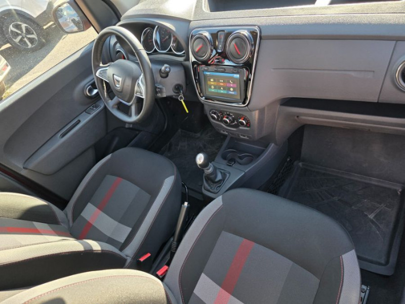 Photo 34 de l'offre de DACIA DOKKER 1.5 DCI 95 STEPWAY GPS Camera 1ère Main à 16490€ chez Mérignac auto