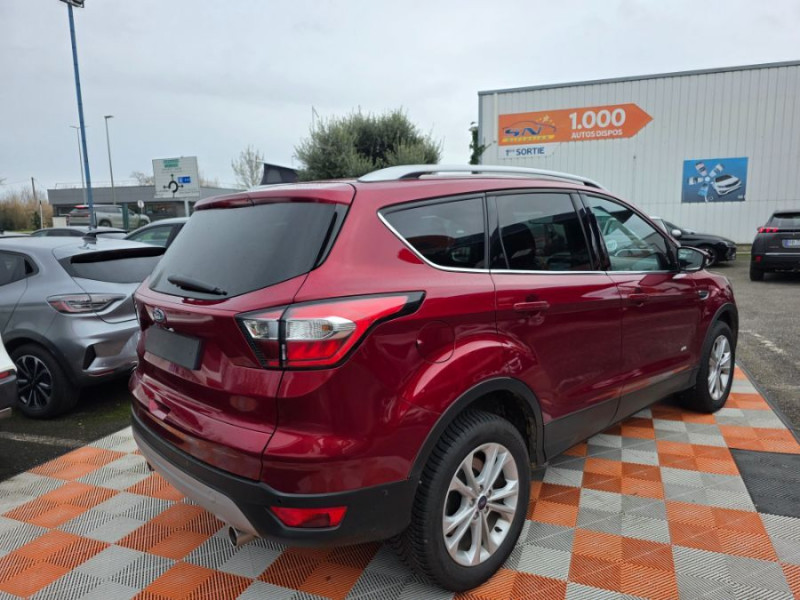 Photo 13 de l'offre de FORD KUGA 2.0 TDCi 180 BVA Powershift 4X4 TITANIUM 4WD Hayon EL. à 18900€ chez Mérignac auto