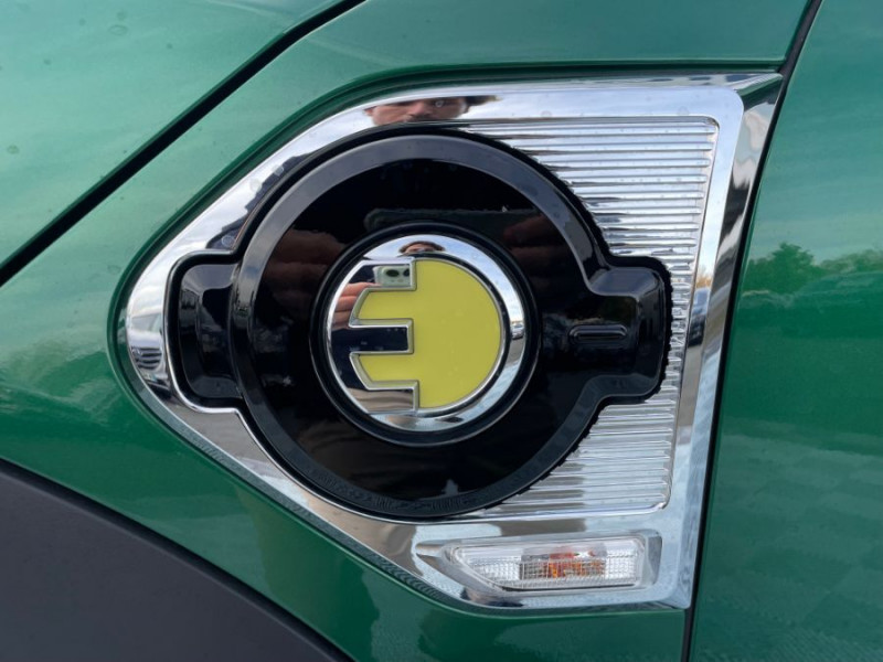 Photo 31 de l'offre de MINI COUNTRYMAN New (F60) HYBRID ELECT. ALL4 220cv BVA6 COOPER SE PREMIUM PLUS TOIT Ouvrant Options... à 31990€ chez Mérignac auto
