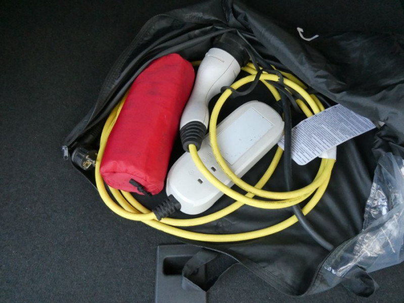 Photo 7 de l'offre de VOLKSWAGEN GOLF VIII 1.4 HYBRID 245 GTE GPS Cockpit ACC SC LED+ Privacy Glass 1ère Main à 27890€ chez Mérignac auto