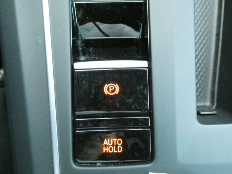 Photo 32 de l'offre de VOLKSWAGEN GOLF VIII 1.4 HYBRID 245 GTE GPS Cockpit ACC SC LED+ Privacy Glass 1ère Main à 27890€ chez Mérignac auto