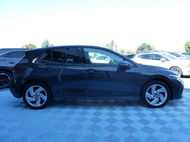 Photo 42 de l'offre de VOLKSWAGEN GOLF VIII 1.4 HYBRID 245 GTE GPS Cockpit ACC SC LED+ Privacy Glass 1ère Main à 27890€ chez Mérignac auto