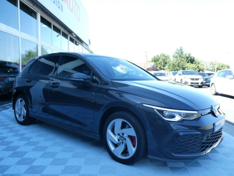 Photo 2 de l'offre de VOLKSWAGEN GOLF VIII 1.4 HYBRID 245 GTE GPS Cockpit ACC SC LED+ Privacy Glass 1ère Main à 27890€ chez Mérignac auto
