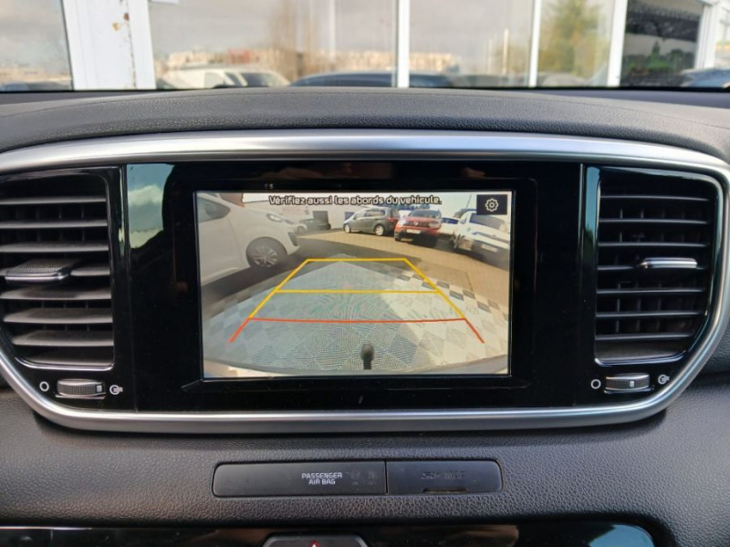 Photo 6 de l'offre de KIA SPORTAGE 1.6 CRDI 136 BVA GT LINE CUIR Camera Attel. à 19450€ chez Mérignac auto