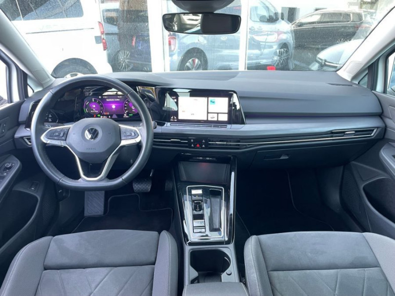 Photo 15 de l'offre de VOLKSWAGEN GOLF VIII 1.4 HYBRID 204 STYLE GPS Camera ACC LED+ 1ère Main à 25950€ chez Mérignac auto