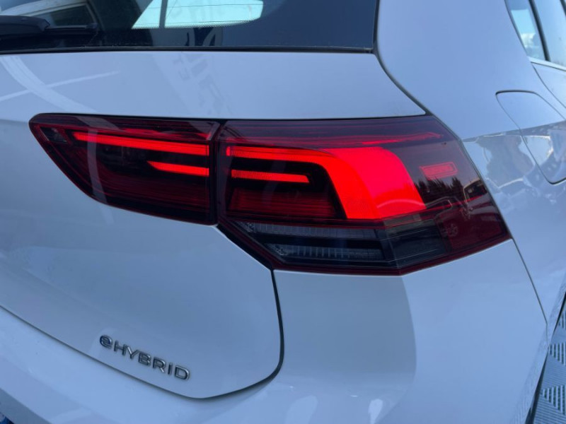 Photo 13 de l'offre de VOLKSWAGEN GOLF VIII 1.4 HYBRID 204 STYLE GPS Camera ACC LED+ 1ère Main à 25950€ chez Mérignac auto