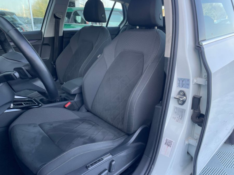 Photo 9 de l'offre de VOLKSWAGEN GOLF VIII 1.4 HYBRID 204 STYLE GPS Camera ACC LED+ 1ère Main à 25950€ chez Mérignac auto