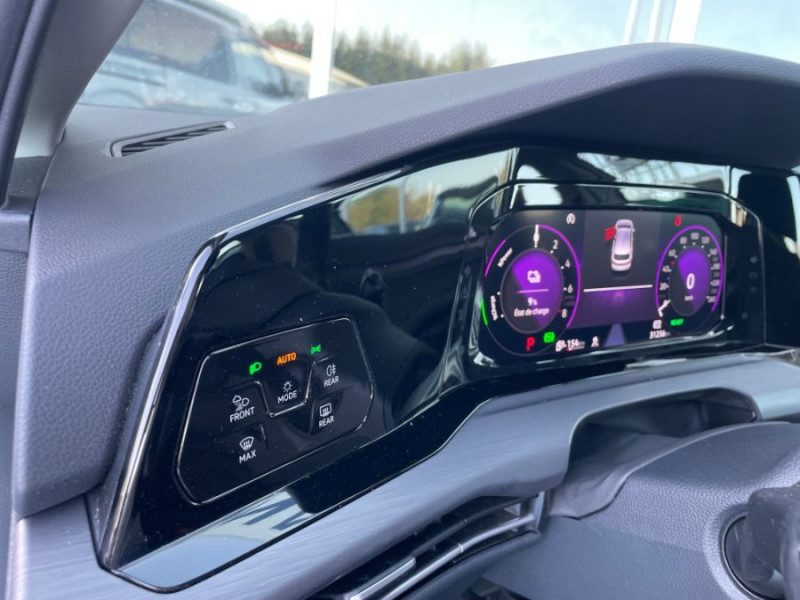 Photo 19 de l'offre de VOLKSWAGEN GOLF VIII 1.4 HYBRID 204 STYLE GPS Camera ACC LED+ 1ère Main à 25950€ chez Mérignac auto