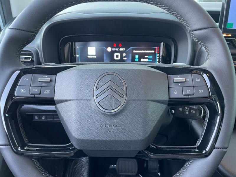 Photo 19 de l'offre de CITROEN BERLINGO 1.5 BlueHDi 130 EAT8 N1 MAX Camera 3 Sièges Arr. à 27450€ chez Mérignac auto