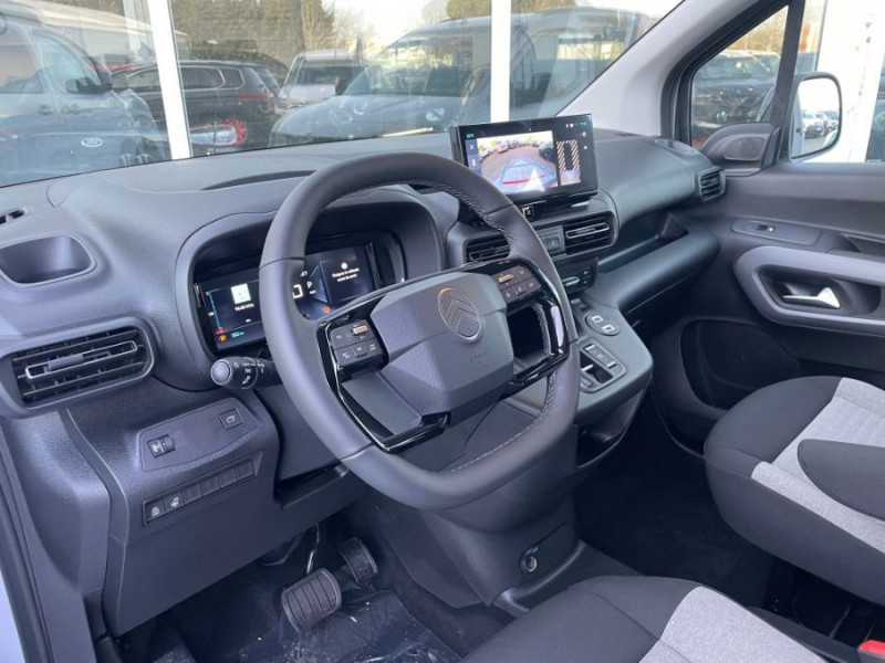 Photo 4 de l'offre de CITROEN BERLINGO 1.5 BlueHDi 130 EAT8 N1 MAX Camera 3 Sièges Arr. à 27450€ chez Mérignac auto