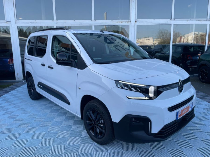 Photo 2 de l'offre de CITROEN BERLINGO 1.5 BlueHDi 130 EAT8 N1 MAX Camera 3 Sièges Arr. à 27450€ chez Mérignac auto
