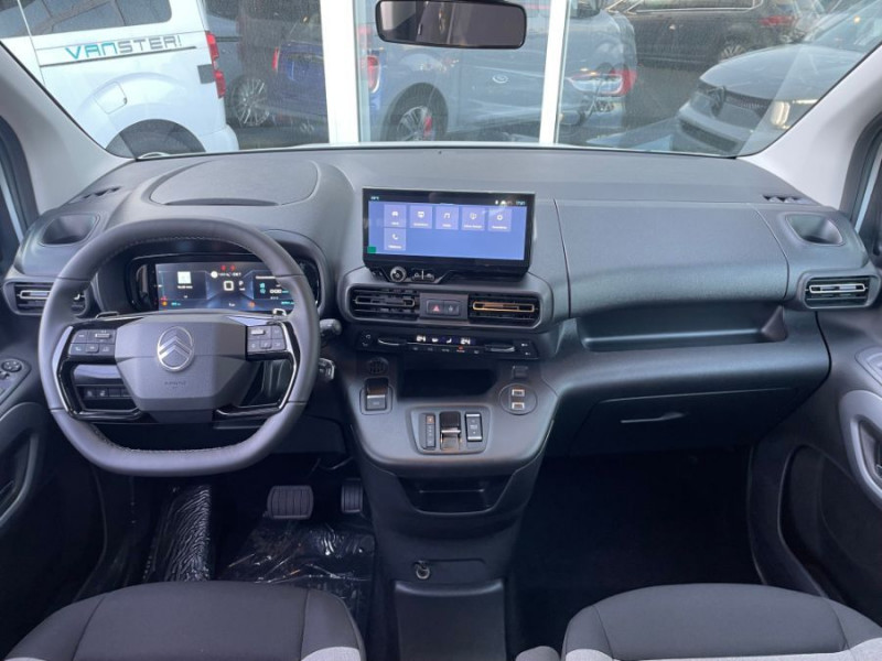 Photo 17 de l'offre de CITROEN BERLINGO 1.5 BlueHDi 130 EAT8 N1 MAX Camera 3 Sièges Arr. à 27450€ chez Mérignac auto