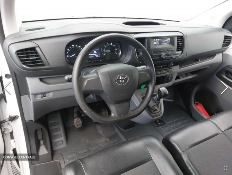 Photo 5 de l'offre de TOYOTA PROACE VAN 2.0 D-4D 122 BVM6 L1 DYNAMIC 16950.H.T. à 16950€ chez Mérignac auto