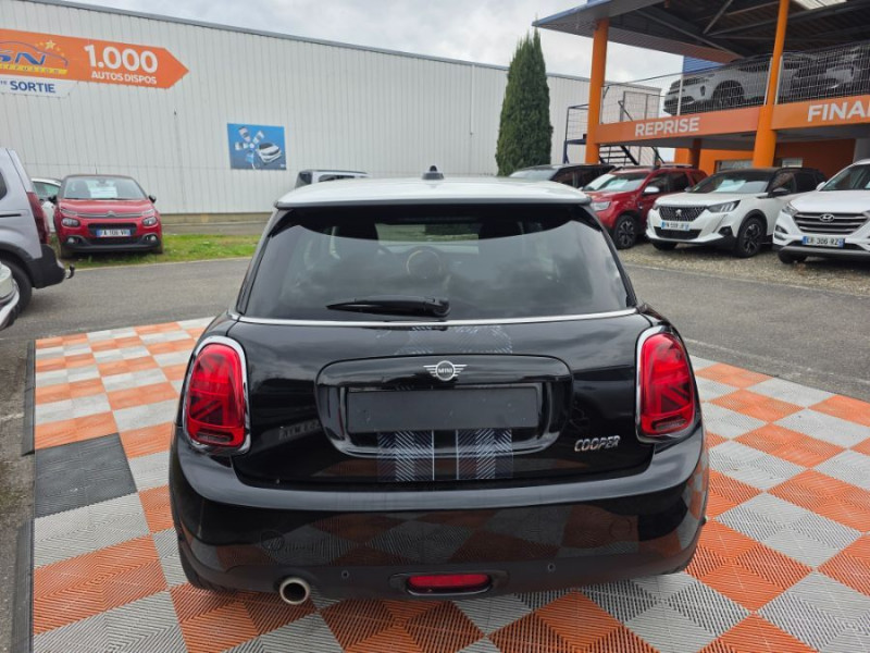 Photo 9 de l'offre de MINI MINI III (F56) 1.5i 136 BVA6 COOPER HEDDON STREET TOE JA17 à 15690€ chez Mérignac auto