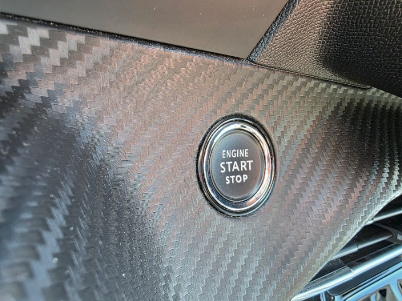 Photo 33 de l'offre de PEUGEOT 208 II 1.2 PureTech 100 BVM6 ALLURE PACK Cockpit 3D Camera 1ère Main à 14690€ chez Mérignac auto