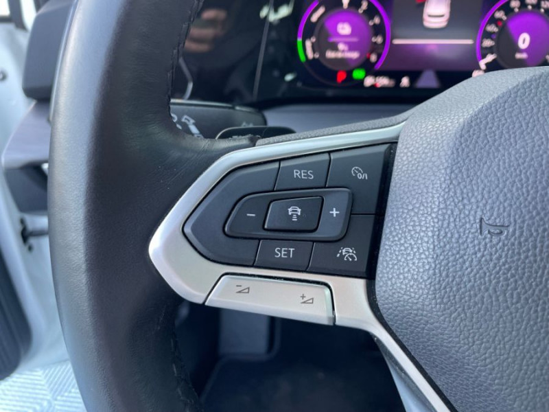 Photo 16 de l'offre de VOLKSWAGEN GOLF VIII 1.4 HYBRID 204 STYLE GPS Camera ACC LED+ 1ère Main à 25690€ chez Mérignac auto