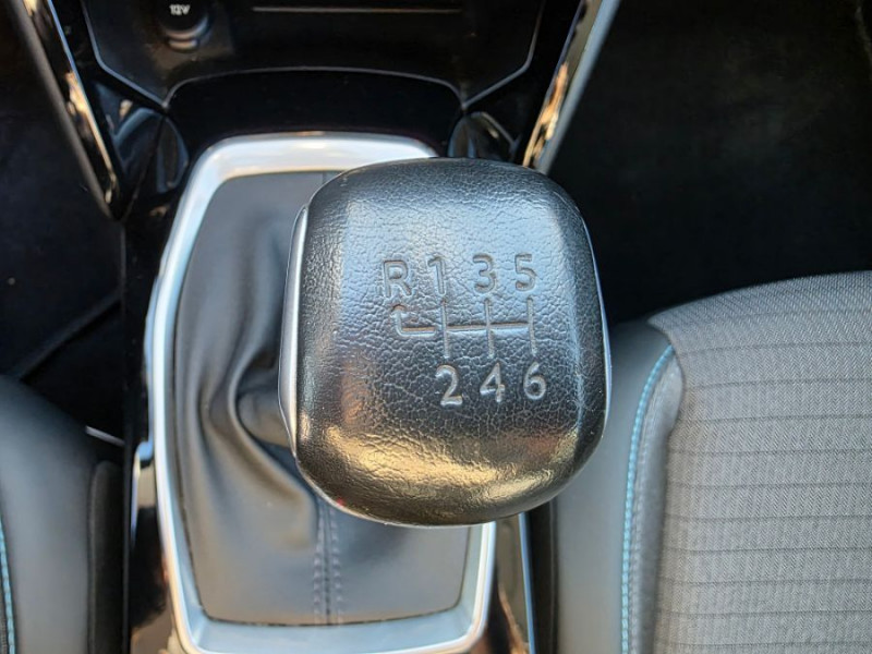 Photo 21 de l'offre de PEUGEOT 208 II 1.2 PureTech 100 BVM6 ALLURE PACK Cockpit 3D Camera 1ère Main à 14690€ chez Mérignac auto