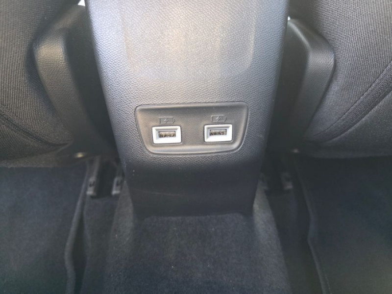 Photo 18 de l'offre de PEUGEOT 208 II 1.2 PureTech 100 BVM6 ALLURE PACK Cockpit 3D Camera 1ère Main à 14690€ chez Mérignac auto