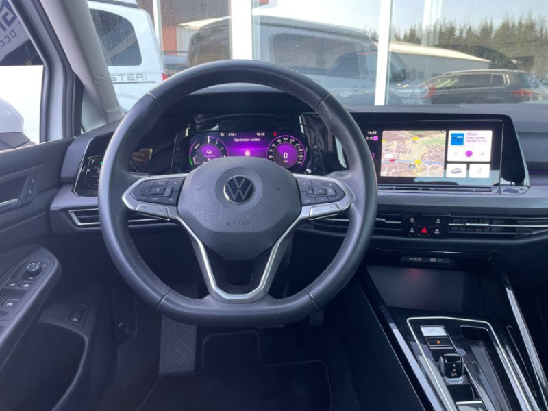 Photo 4 de l'offre de VOLKSWAGEN GOLF VIII 1.4 HYBRID 204 STYLE GPS Camera ACC LED+ 1ère Main à 25690€ chez Mérignac auto