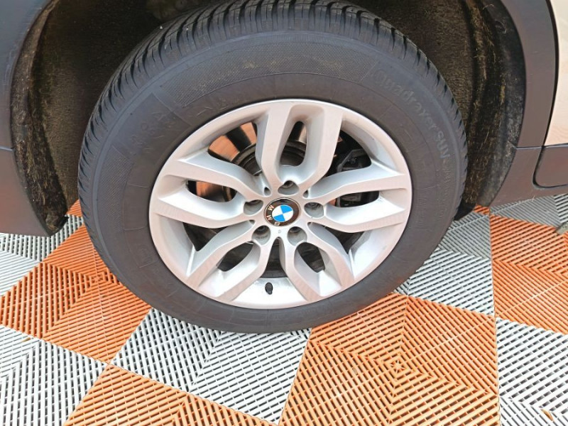 Photo 24 de l'offre de BMW X3 18 DA 150 BVA SDrive LOUNGE PLUS CUIR GPS Hayon EL. à 18900€ chez Mérignac auto