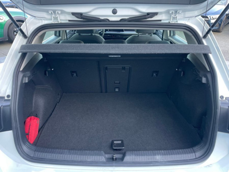 Photo 13 de l'offre de VOLKSWAGEN GOLF VIII 1.4 HYBRID 204 STYLE GPS Camera ACC LED+ 1ère Main à 25690€ chez Mérignac auto