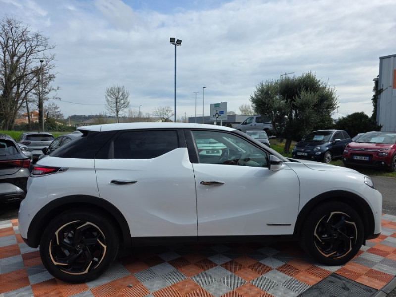 Photo 12 de l'offre de DS DS3 CROSSBACK 1.2 PureTech 130 EAT8 GRAND CHIC RIVOLI SC ACC Matrix Attel. à 13950€ chez Mérignac auto