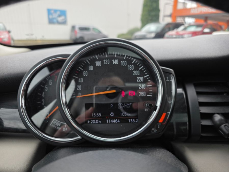 Photo 18 de l'offre de MINI MINI III (F56) 1.5i 136 BVA6 COOPER HEDDON STREET TOE JA17 à 15690€ chez Mérignac auto