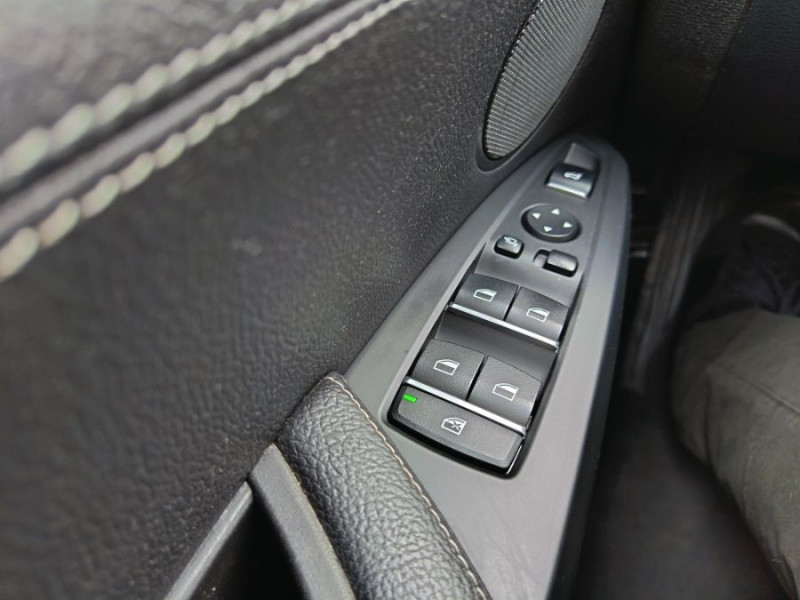 Photo 22 de l'offre de BMW X3 18 DA 150 BVA SDrive LOUNGE PLUS CUIR GPS Hayon EL. à 18900€ chez Mérignac auto