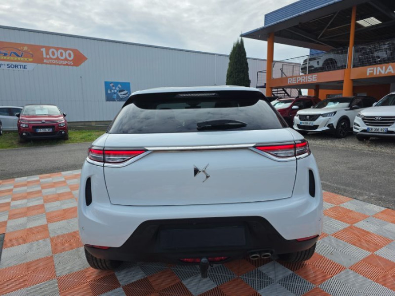 Photo 11 de l'offre de DS DS3 CROSSBACK 1.2 PureTech 130 EAT8 GRAND CHIC RIVOLI SC ACC Matrix Attel. à 13950€ chez Mérignac auto