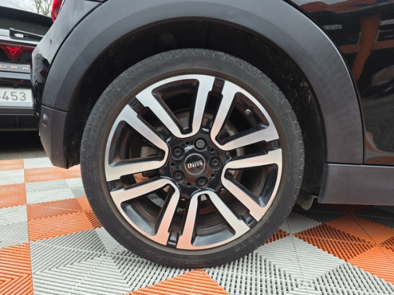 Photo 12 de l'offre de MINI MINI III (F56) 1.5i 136 BVA6 COOPER HEDDON STREET TOE JA17 à 15690€ chez Mérignac auto