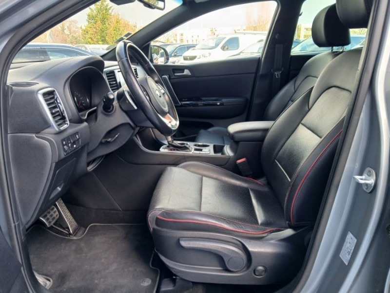 Photo 14 de l'offre de KIA SPORTAGE 1.6 CRDI 136 BVA GT LINE CUIR Camera Attel. à 19450€ chez Mérignac auto