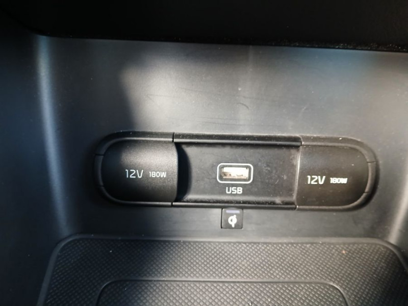 Photo 26 de l'offre de KIA SPORTAGE 1.6 CRDI 136 BVA GT LINE CUIR Camera Attel. à 19450€ chez Mérignac auto